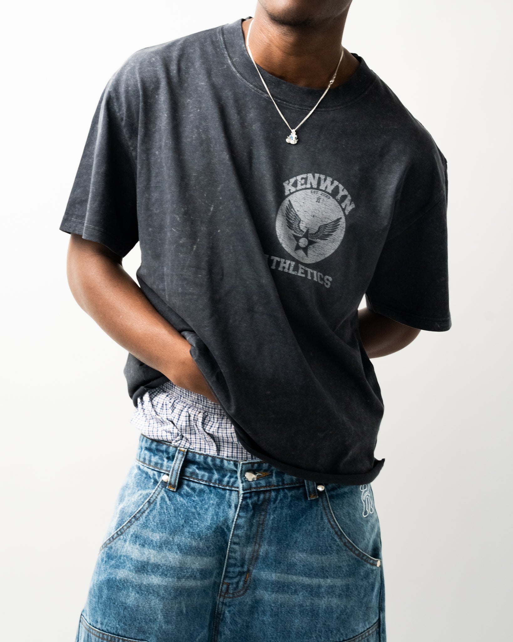 HEAVYWEIGHT KENWYN ATHLETICS T-SHIRT