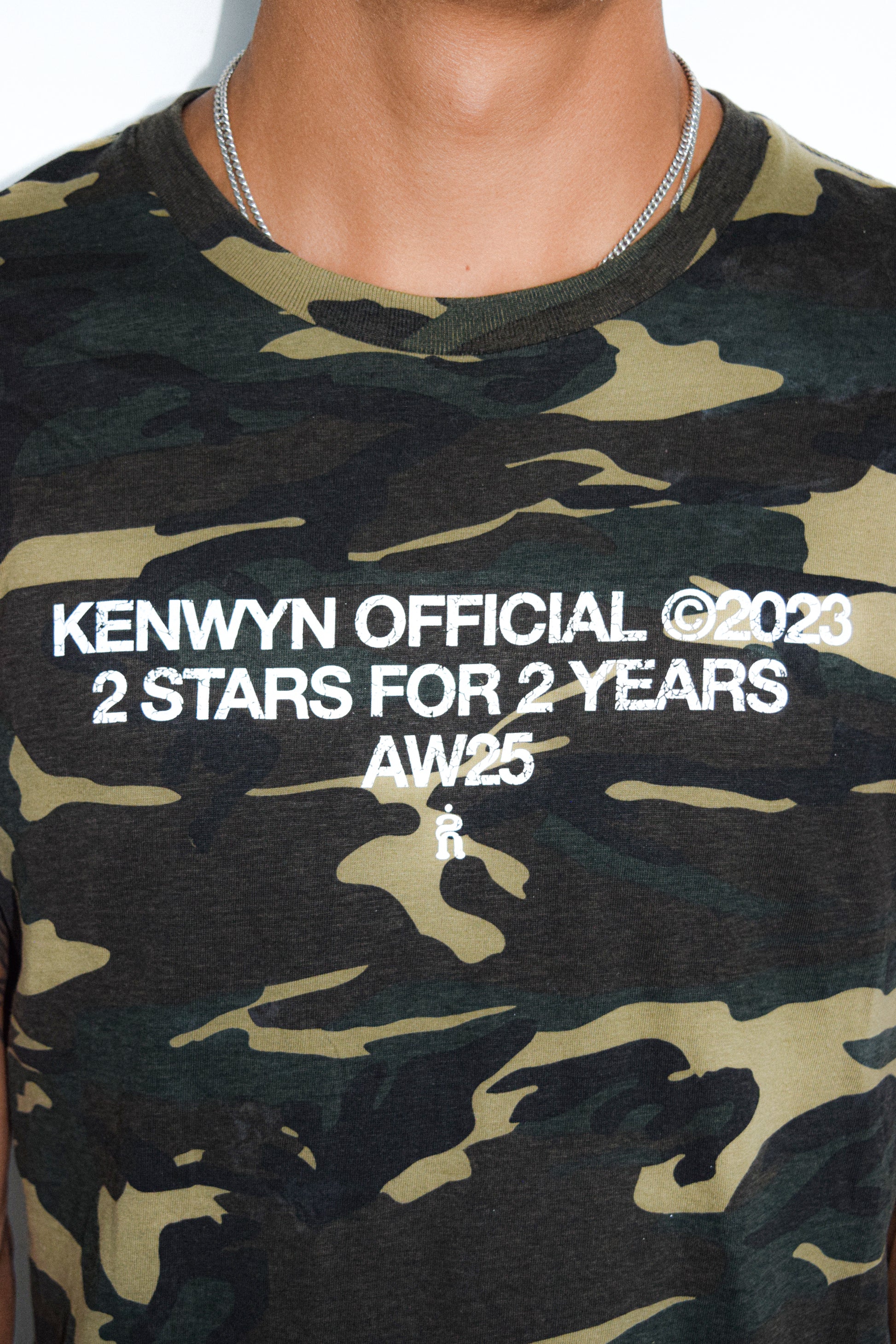 TWO YEAR OPEN HEM T-SHIRT