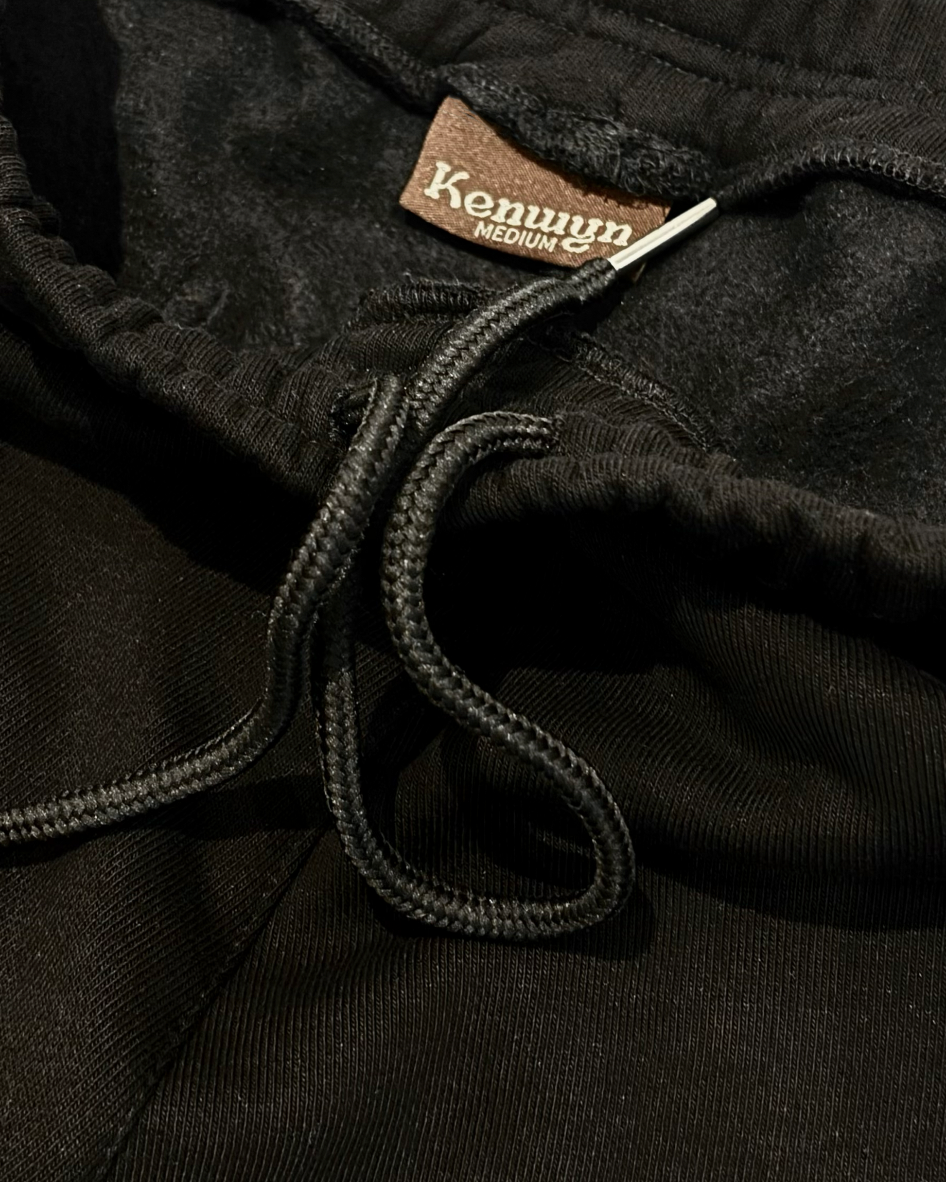 BAGGY SWEAT SHORTS
