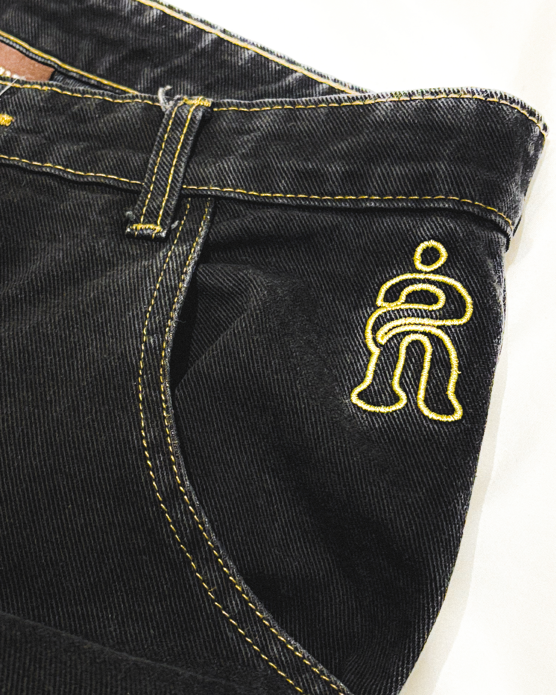 DOUBLE KNEE DENYM JEANS